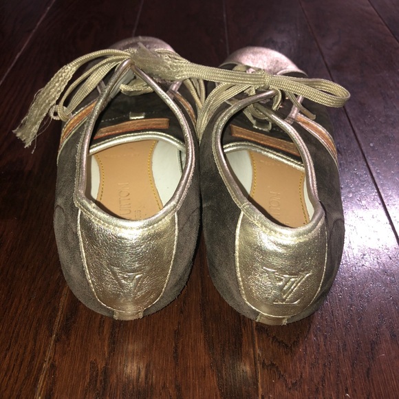 Louis Vuitton Authentic gold and brown sneakers - Picture 7 of 16